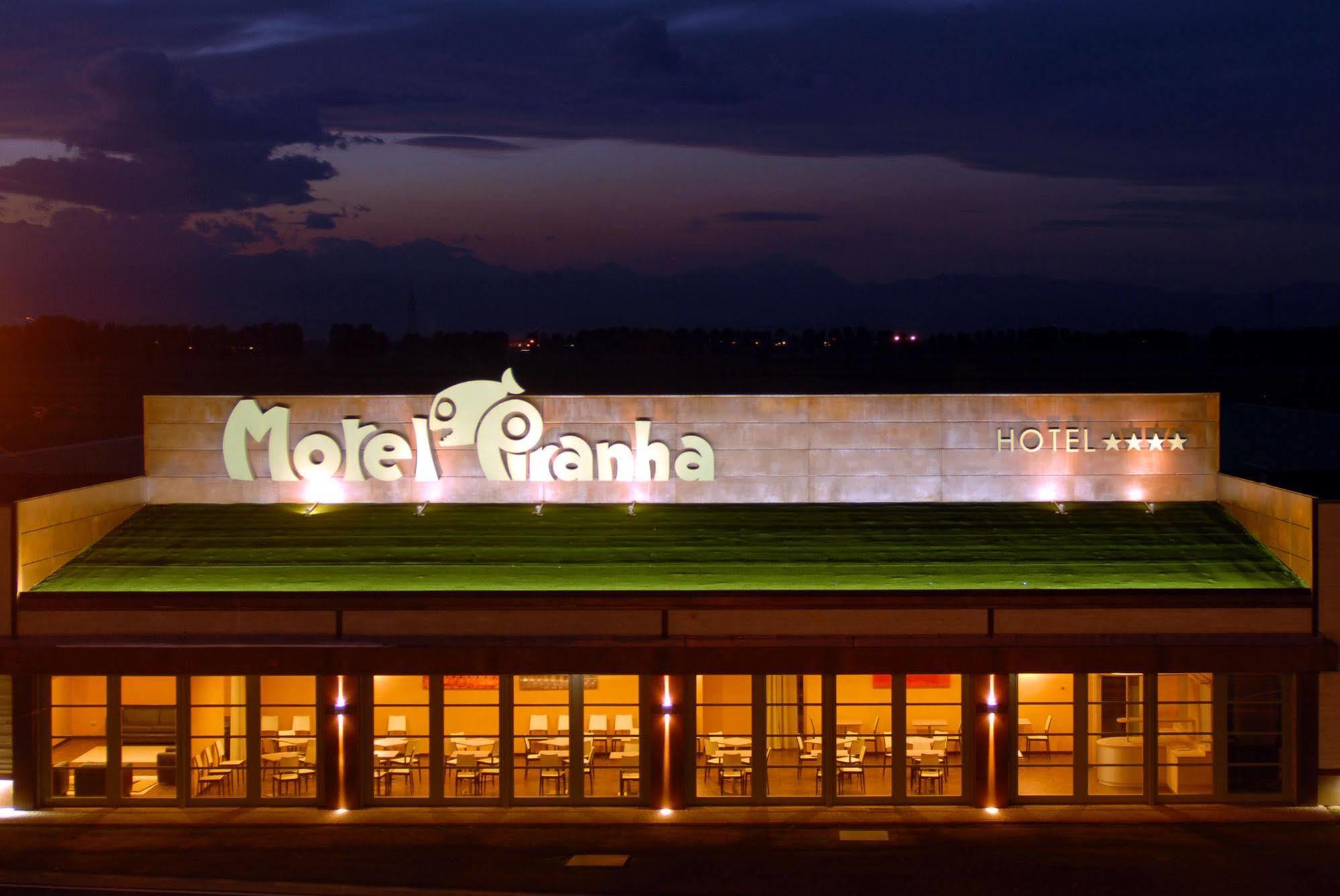 Motel Hotel Piranha Cameriano Extérieur photo